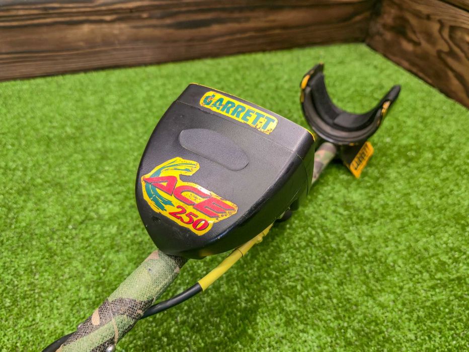 Металошукач Garrett ACE 250 з катушкою Arven DD13
