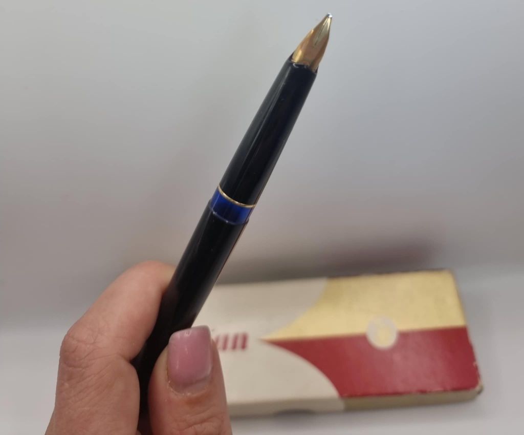 Nowe pióro wieczne pelikan p30 złota stalówka