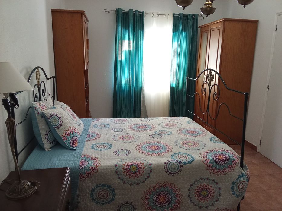 Aluga se Casa/quarto