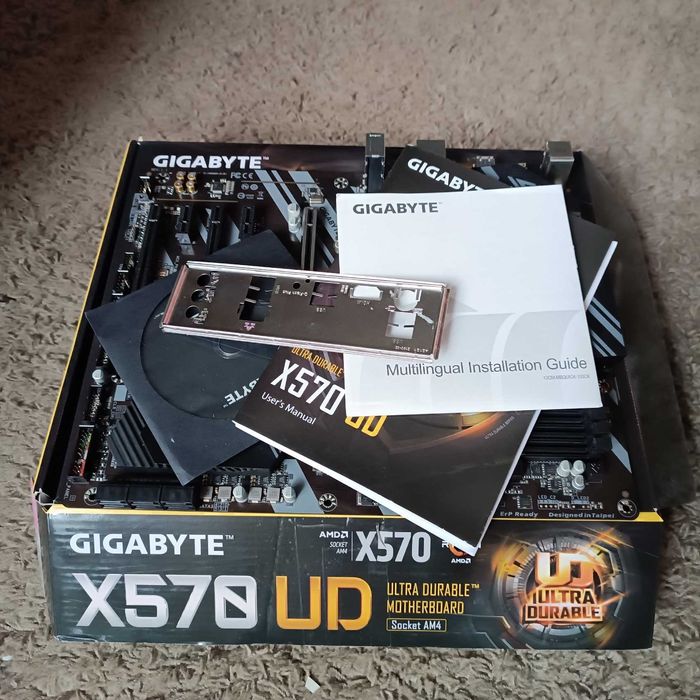 Gigabyte X570 UD AM4