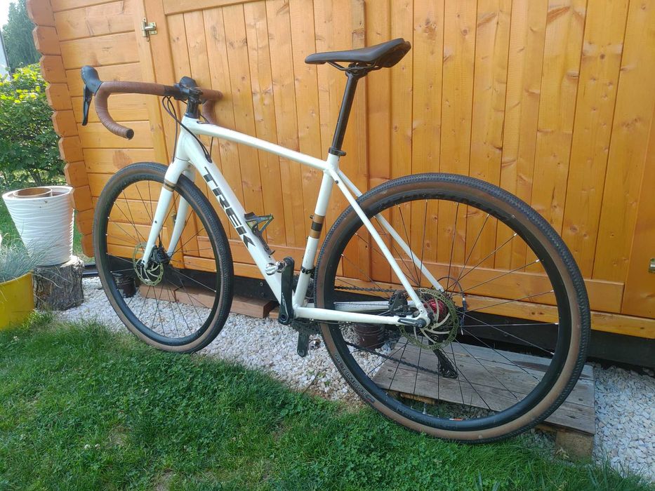 Trek checkpoint al (shimano 105, hydraulika)