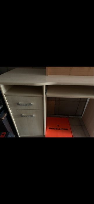 Biurko do pracy lub nauki