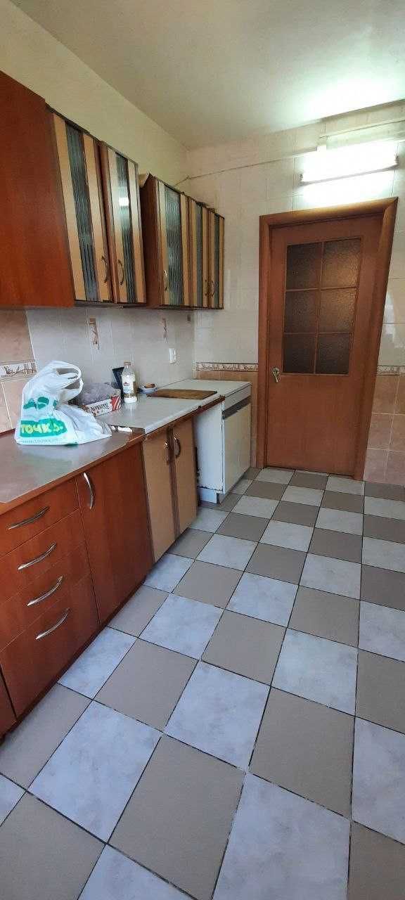 Продам комнату в чистой коммуне