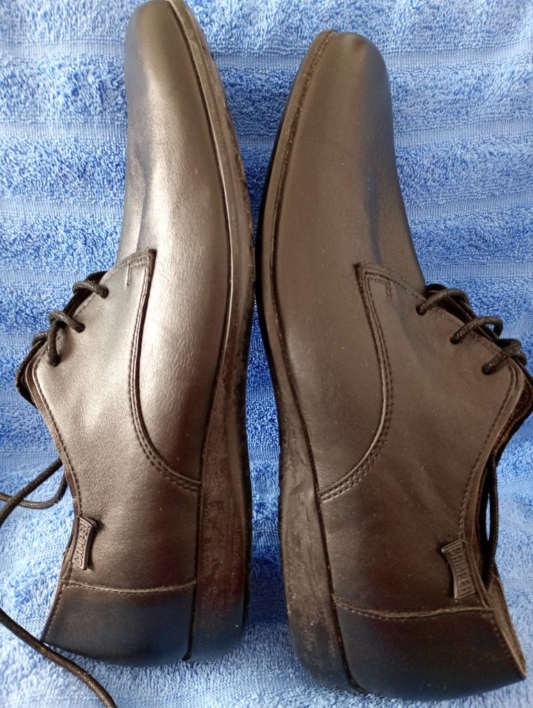 Camper 41 buty skóra naturalna czarne
