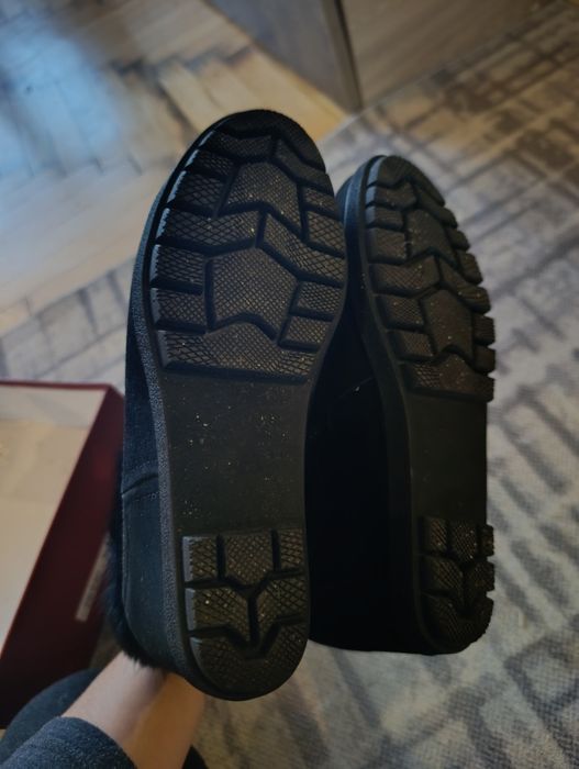 Сапоги полусапоги нат. замш.24,5