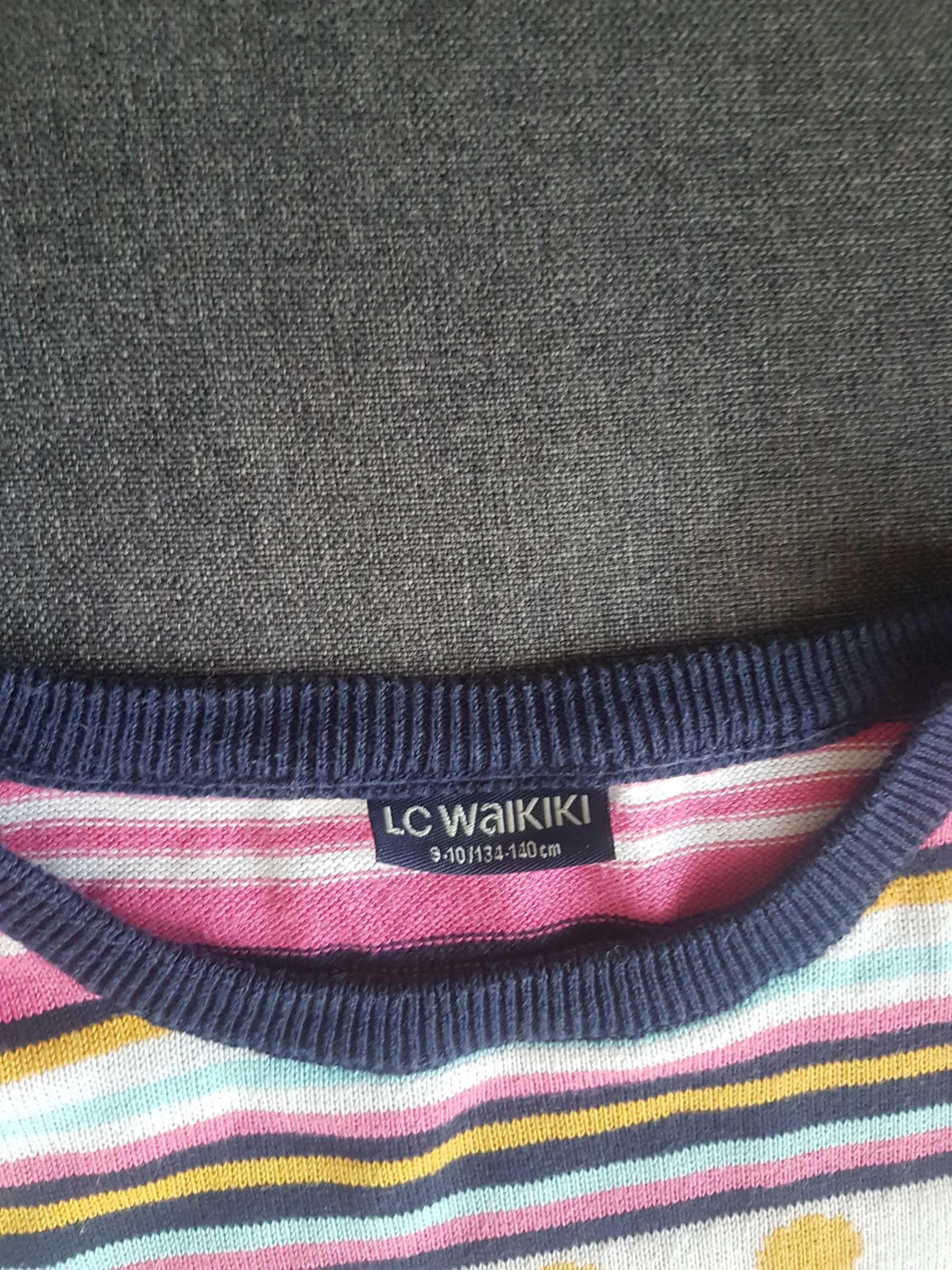 Dziewczęcy sweter LC Waikiki rozmiar 134/140