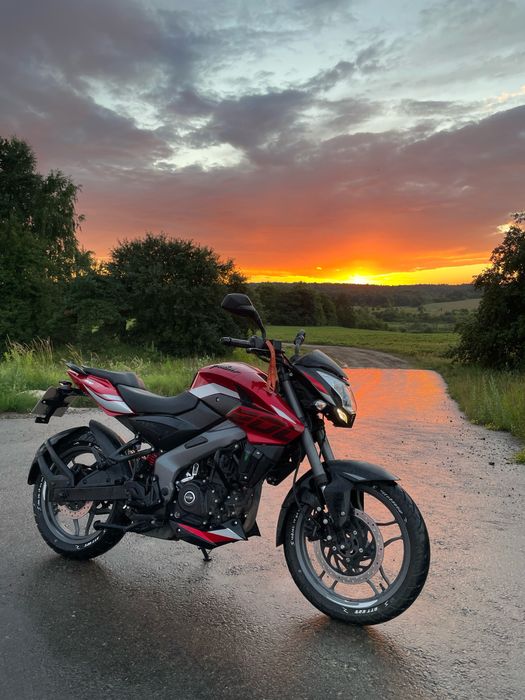 Bajaj pulsar ns200