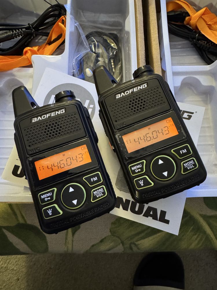 Baofeng Mini / Walkie Talkie 2X
