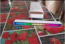 Luz RGB com controlo de voz / som