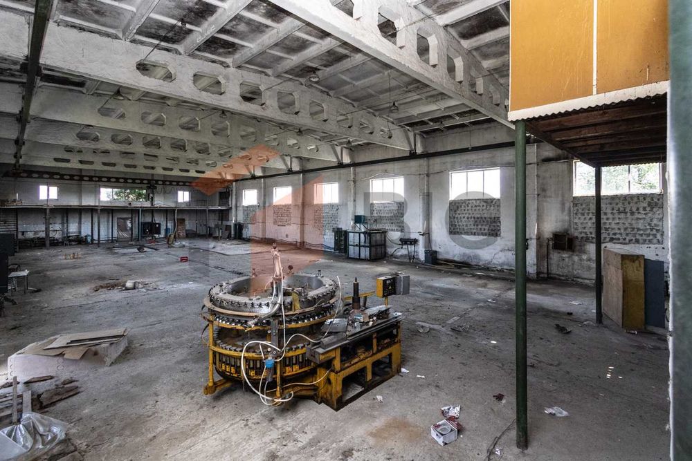 Приміщення 1000 м2  в с. Старий Лисець, за вул. Лисецька