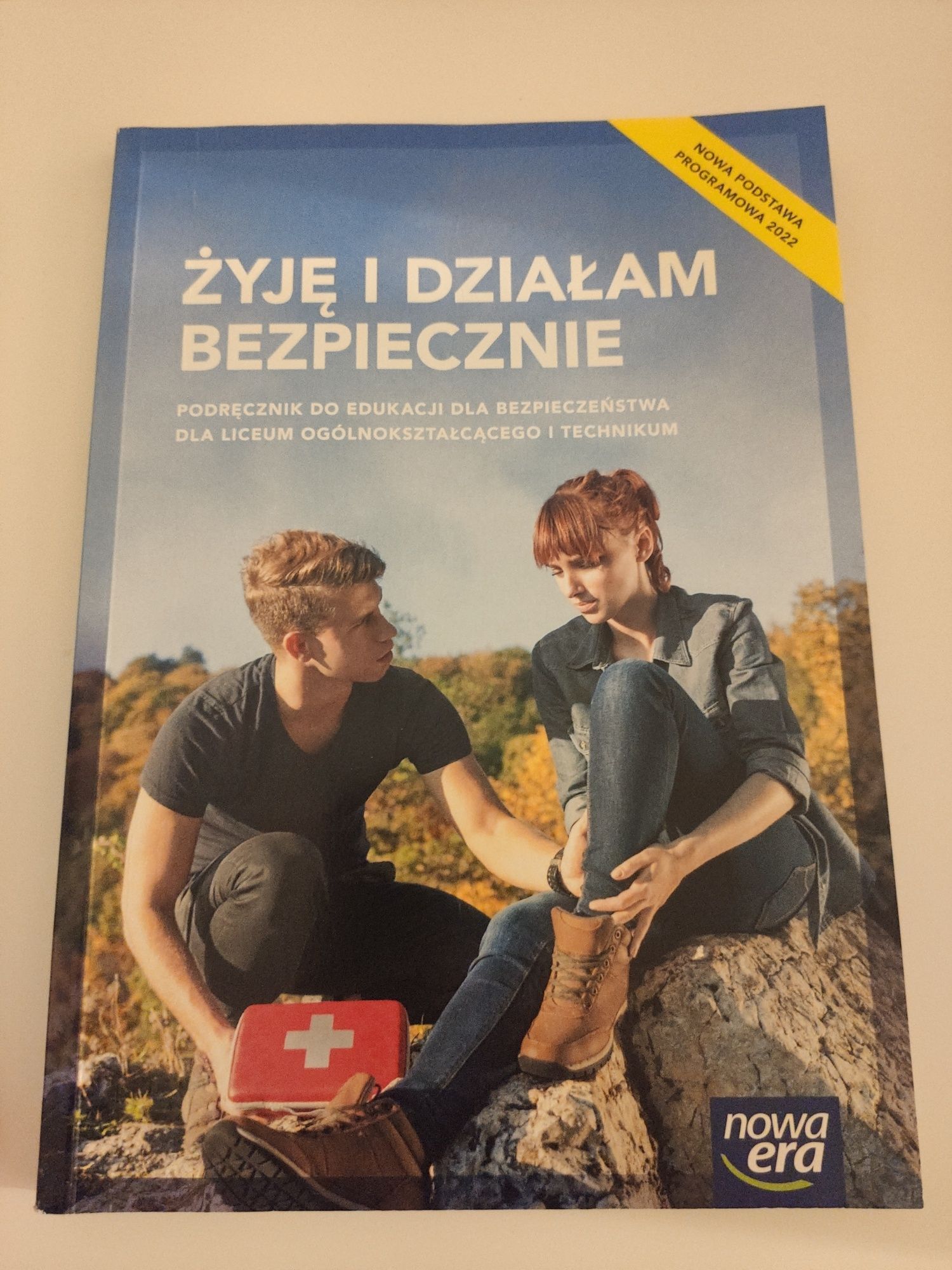 Żyję i działam bezpiecznie podręcznik do Edukacji dla bezpieczeństwa