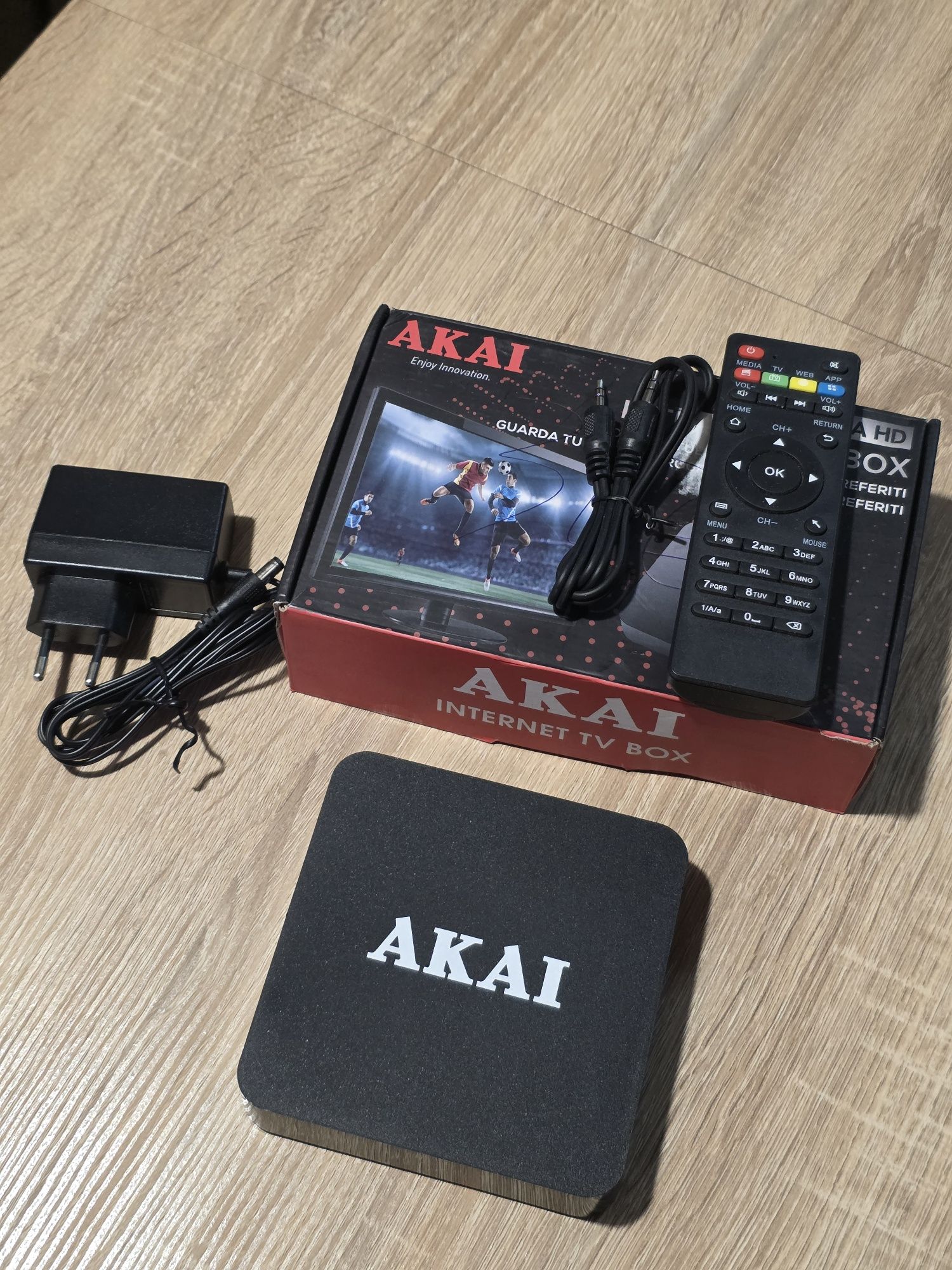 Smart tv Akai (nova)