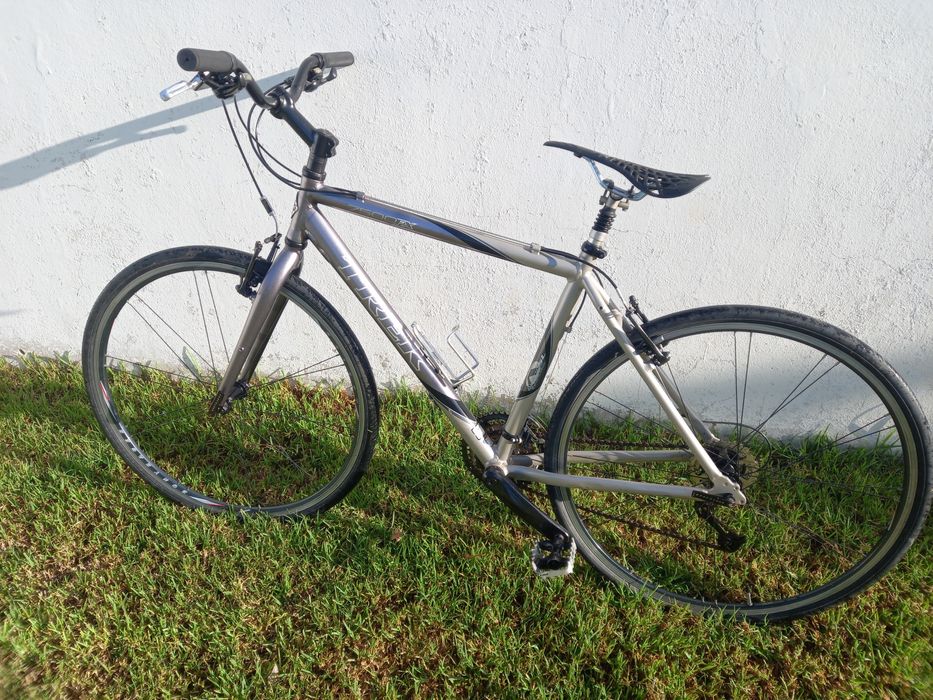 Vendo bicicleta trek 7500
