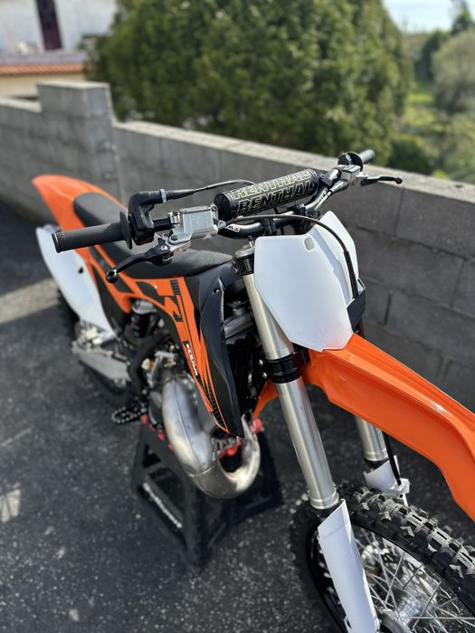 KTM SX 150.