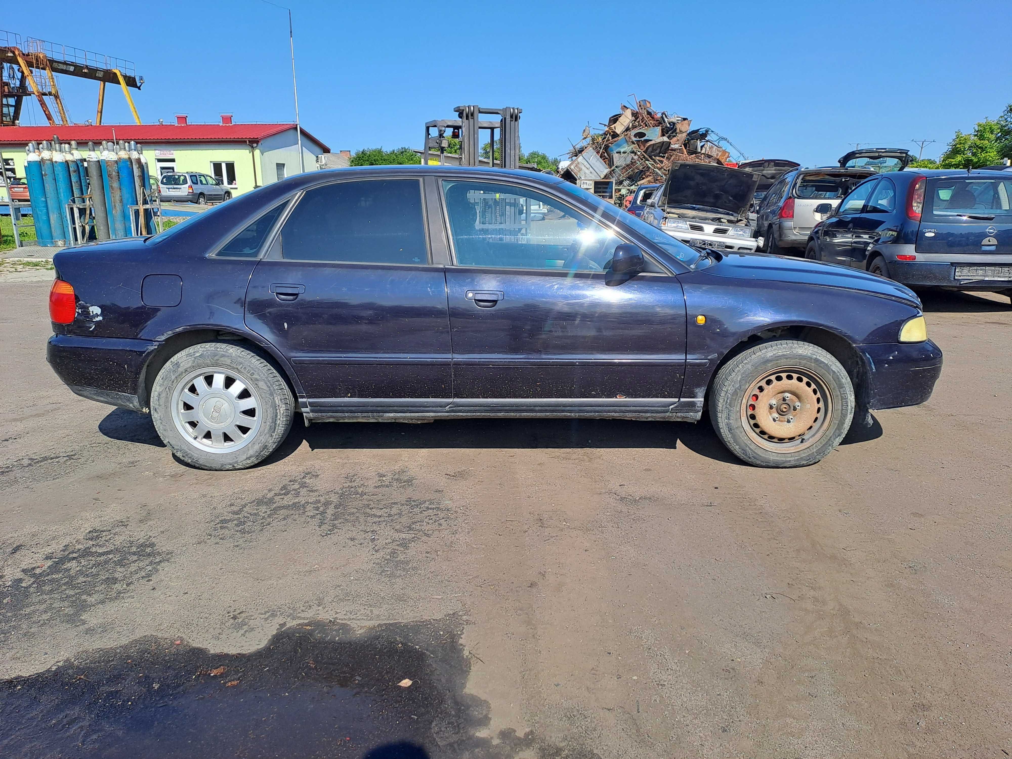 Audi a4b5, 1998r, 1.6 - na części.