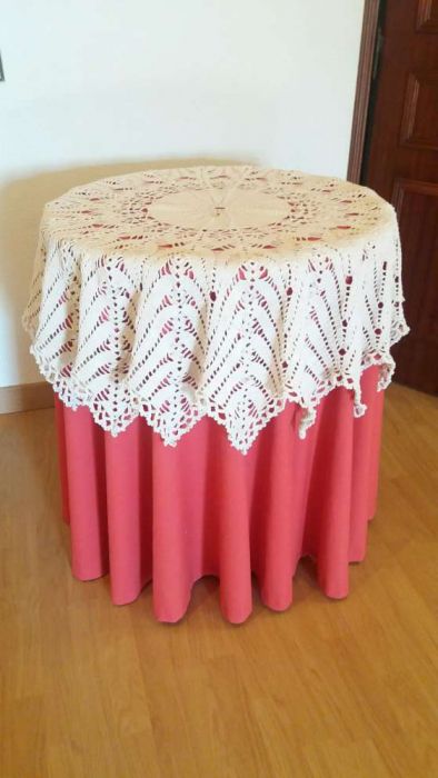 Camilha / mesa redonda