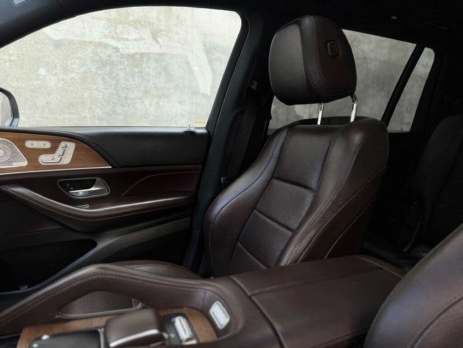 Mercedes-Benz GLS 450 4MATIC      2021