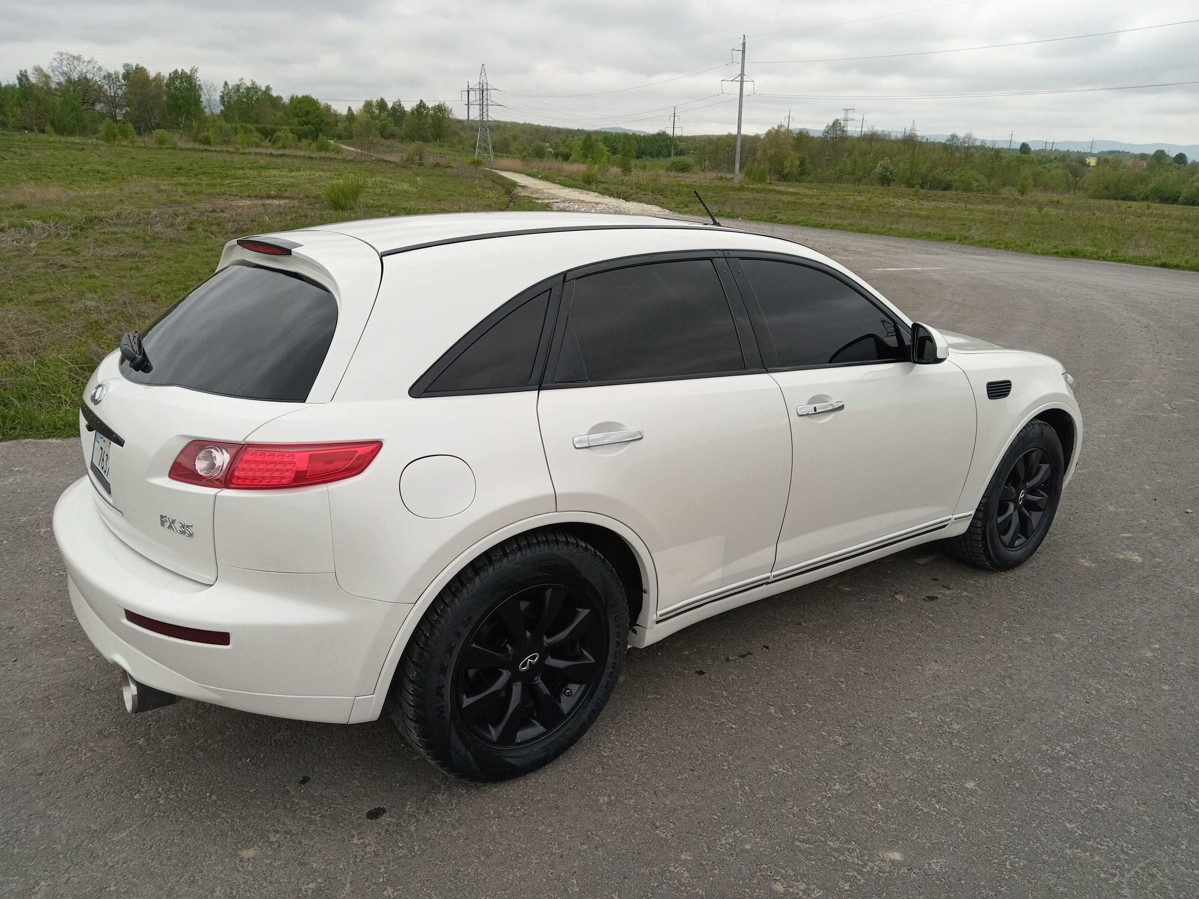 Продам Infiniti FX 35