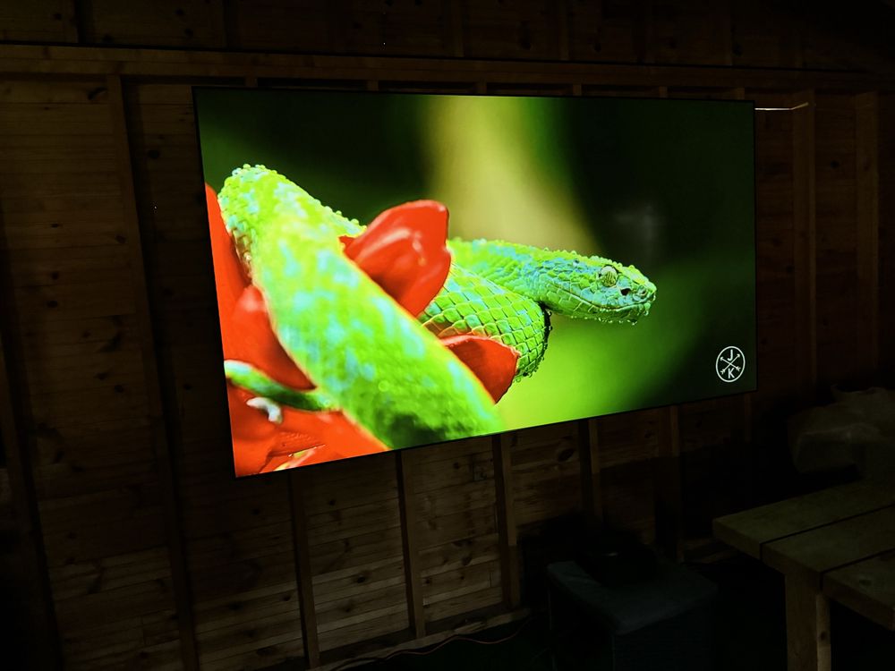 Projektor Formovie R1 Nano UST krotki rzut