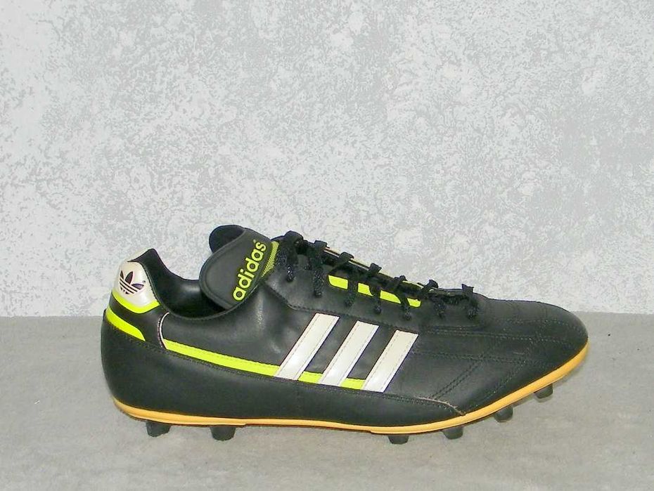 ADIDAS FIFA Vintage - KORKI CZECHOSŁOWACJA - rozm. 46 - Jak Nowe !!!