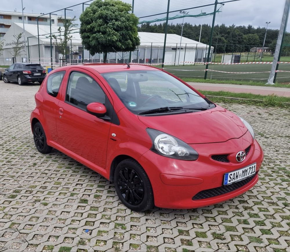 Toyota AYGO 1.0 2006 rok