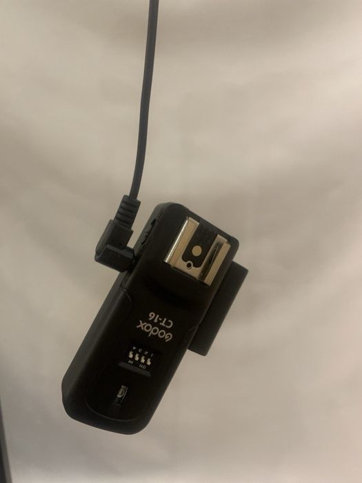 Студійне світло 3 спалаха Mircopro EX300S та  MQ-200S штатив рефлектор