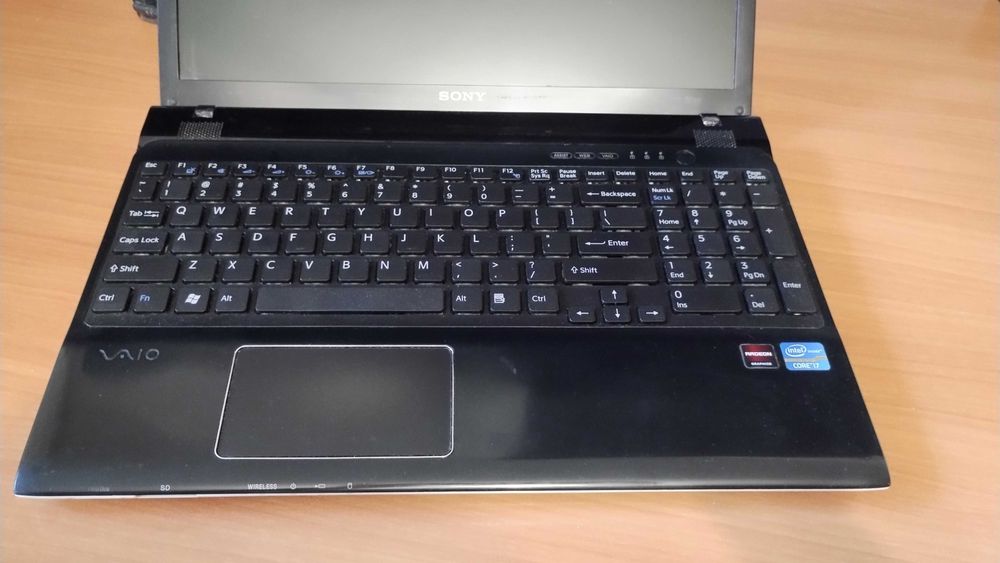 Sony VAIO SVE15, grafika 1GB, RAM 16GB, SSD 120GB, Intel Core i7