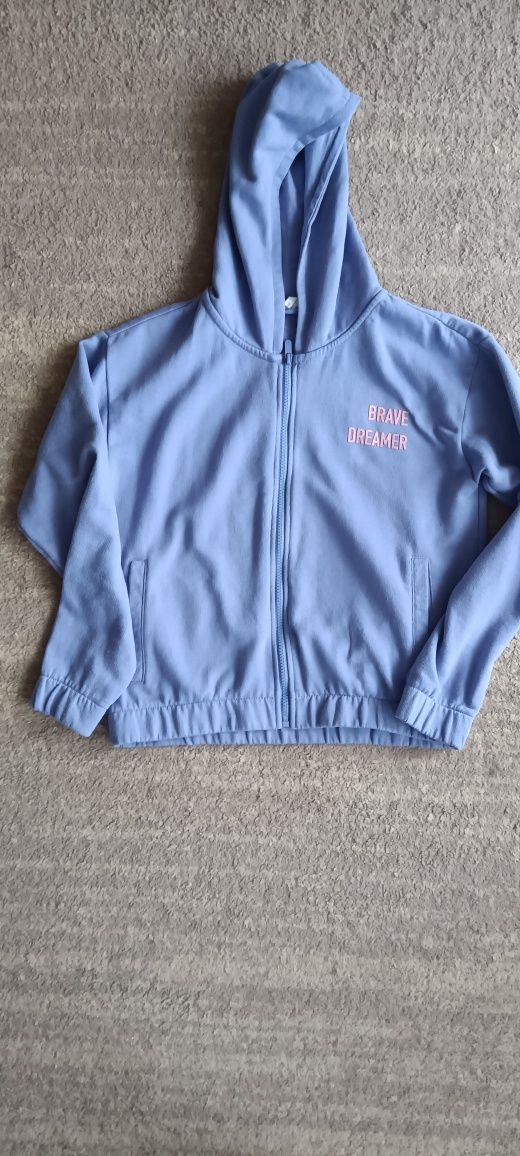 Fioletowa bluza z kapturem