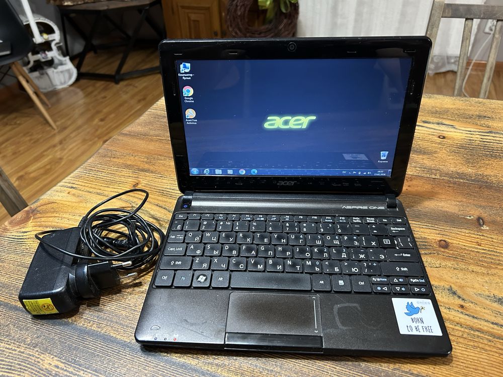 Продам нетбук Acer Aspire One D270