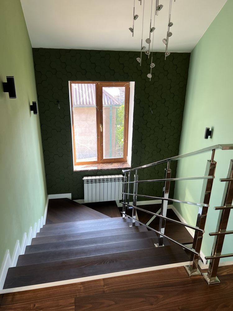 Продам будинок в центрі міста вулиця Дунайська .