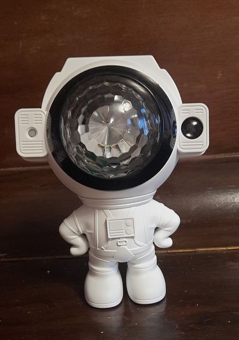 Ночник проектор зоряного неба Астронавт 800грн