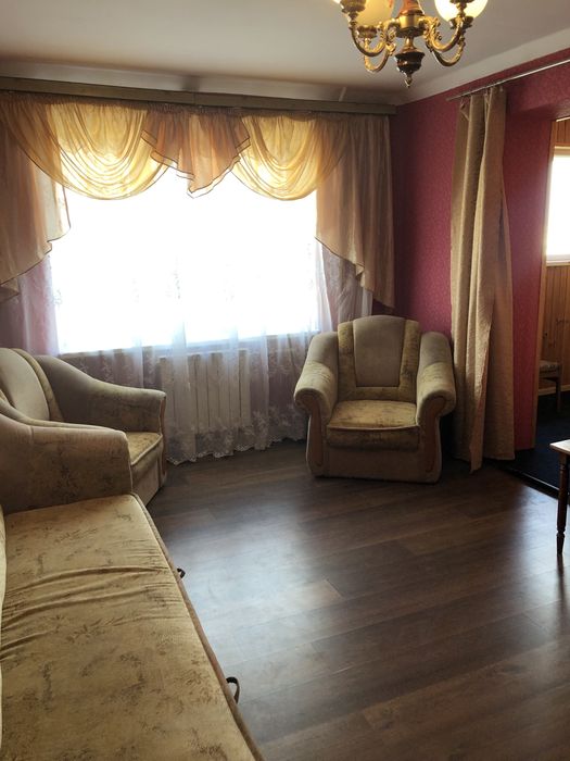 Здам 2-кімнатну на Героїв України