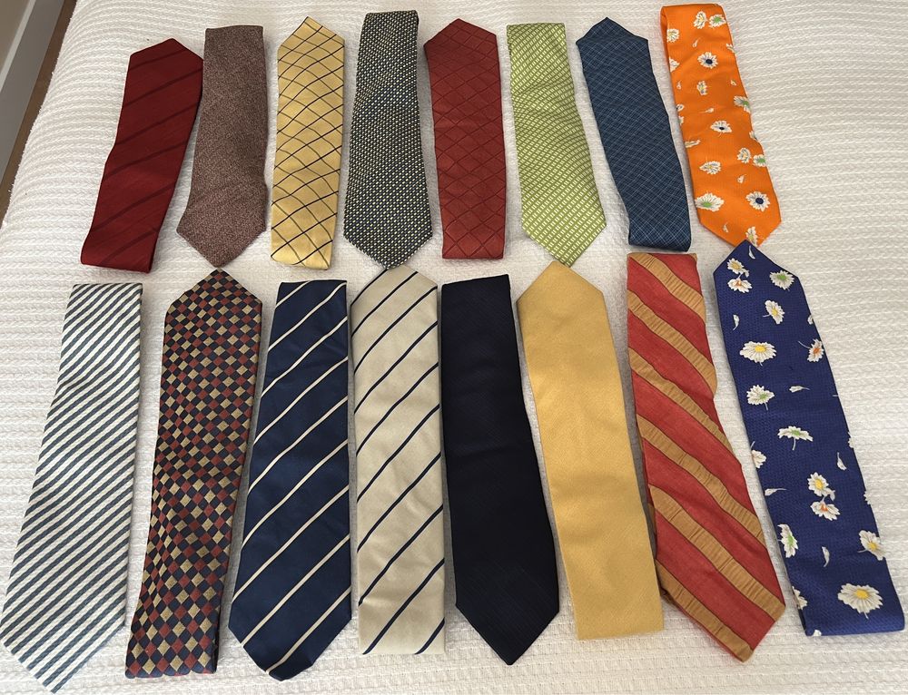 Conjunto de 16 gravatas