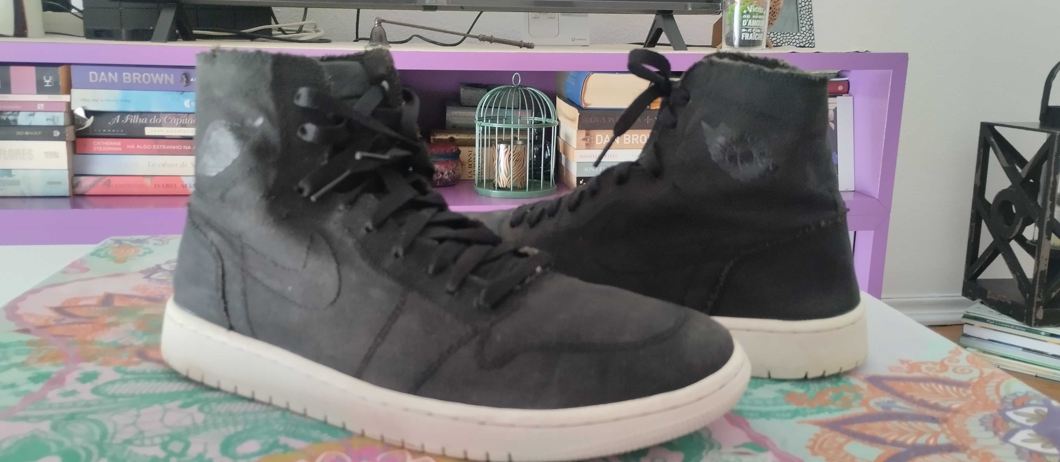 Nike air Jordan 1 High Retro Deconstructed Black