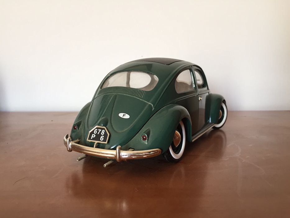 Coccinelle VW Carocha Escala 1:17 Solido