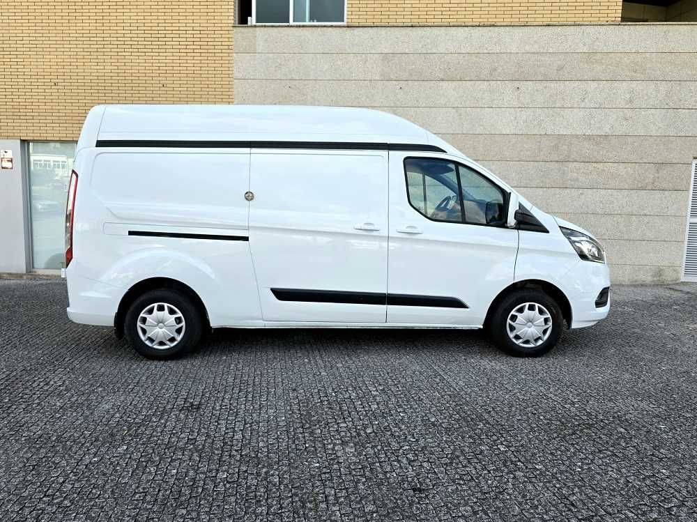 Ford Transit Custom 2.0 tdci L2H2 Teto Alto, AC. GPS, Full Extras, IVA