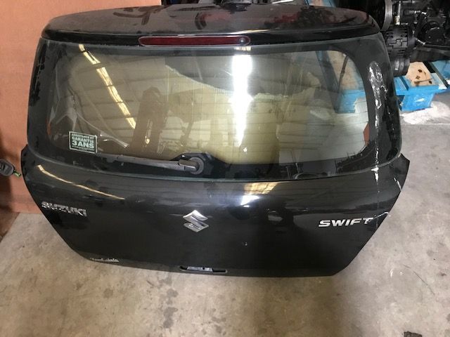 Tampa da Mala Suzuki Swift