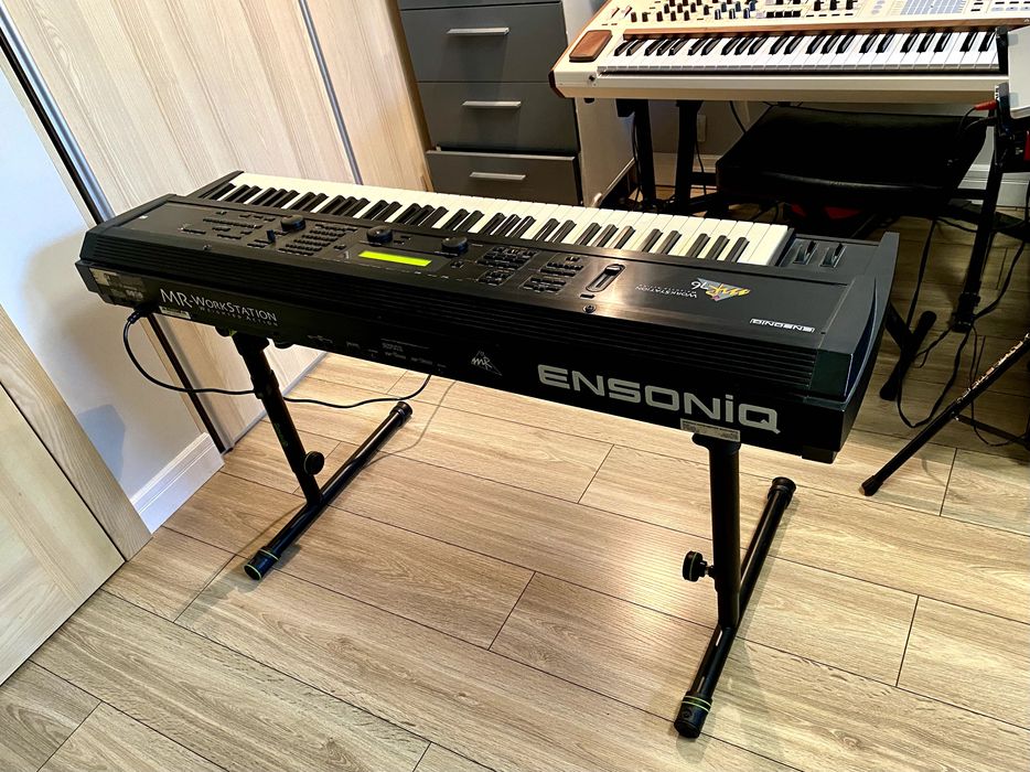 Ensoniq MR-76 Workstation
