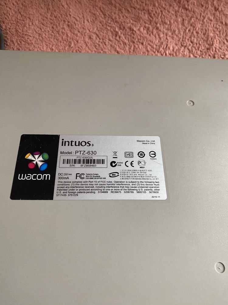 Графический графічний планшет Wacom Intuos 3 A5 (PTZ-630) Перо Мышь