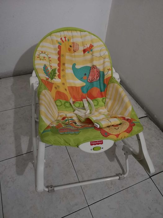 Espreguiçadeira bebé com vibração