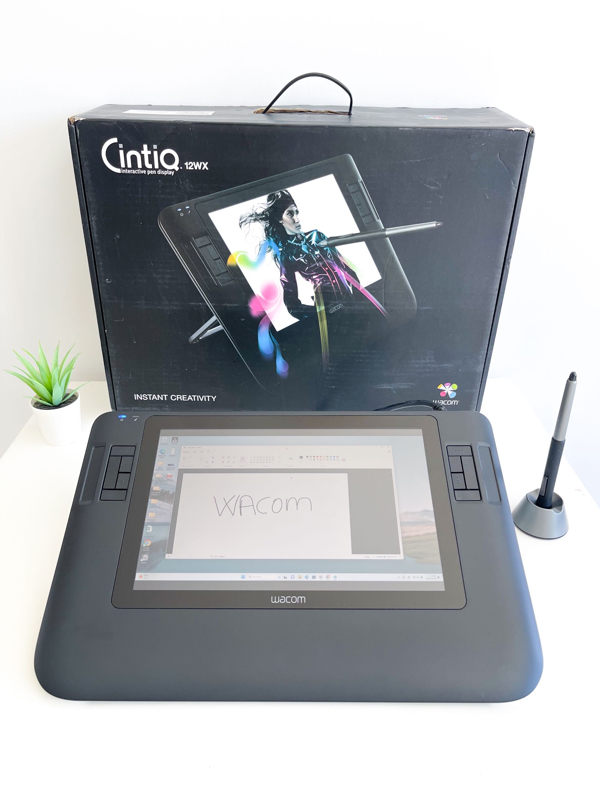 Mesa Gráfica profissional Wacom Cintiq 12WX - Excelente estado