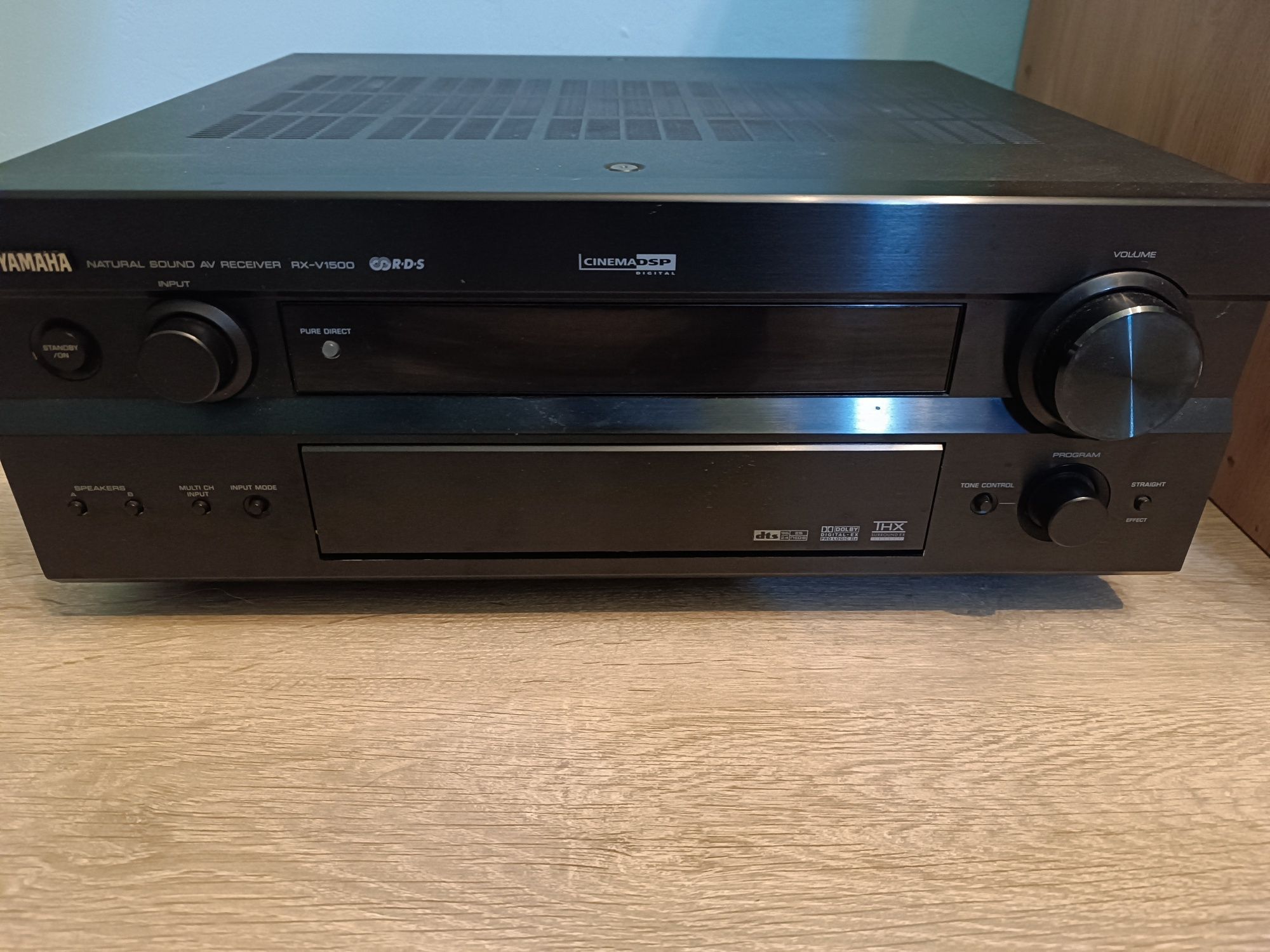 Yamaha RX-V1500 7.1