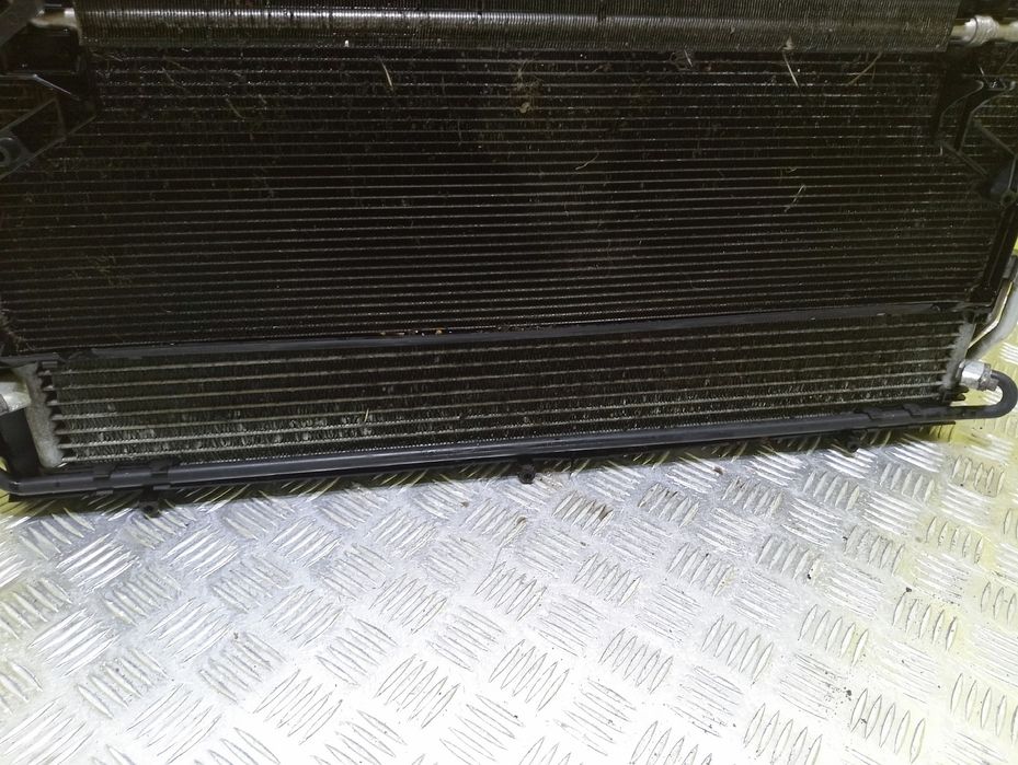 Касета радиаторів Volkswagen Touareg NF 3.0d CRCA Радиатор туарег