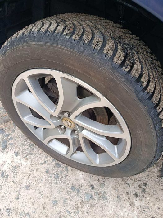 Citroen C-Crosser 2.2d 4x4