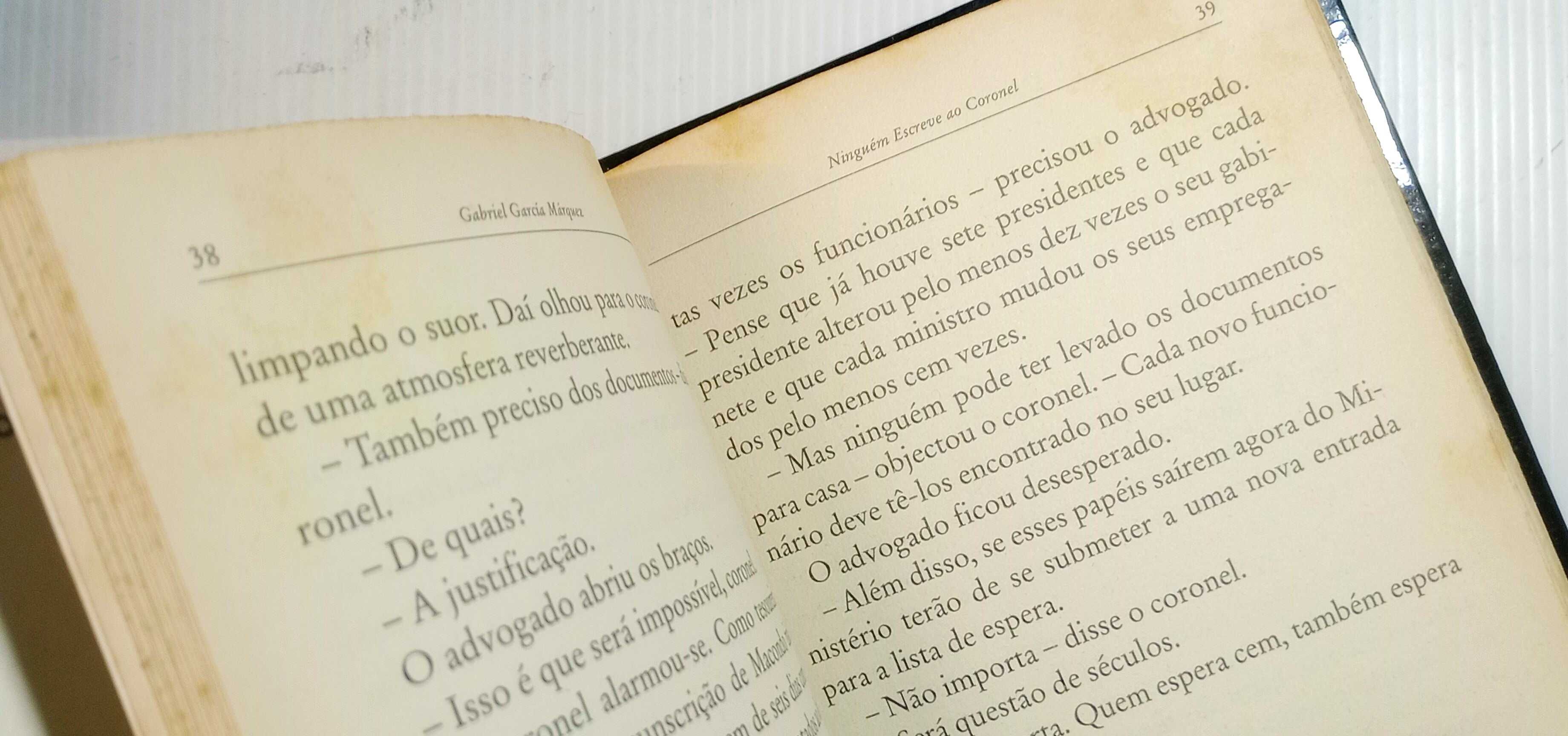 Livro Ninguém escreve ao coronel * Gabriel García Márques