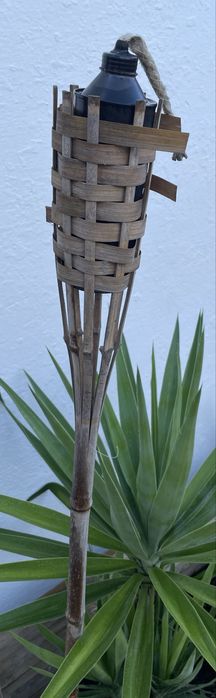 Tocha decorativa em Bambu