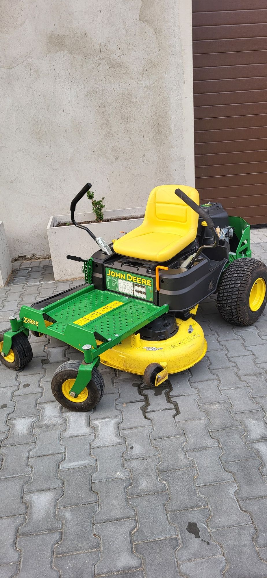 John Deere ZTrak