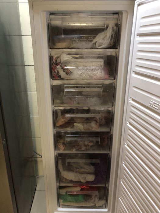 Морозильна камера Prime Technics