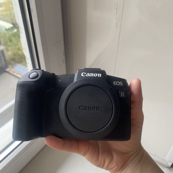 Canon eos RP стан нової