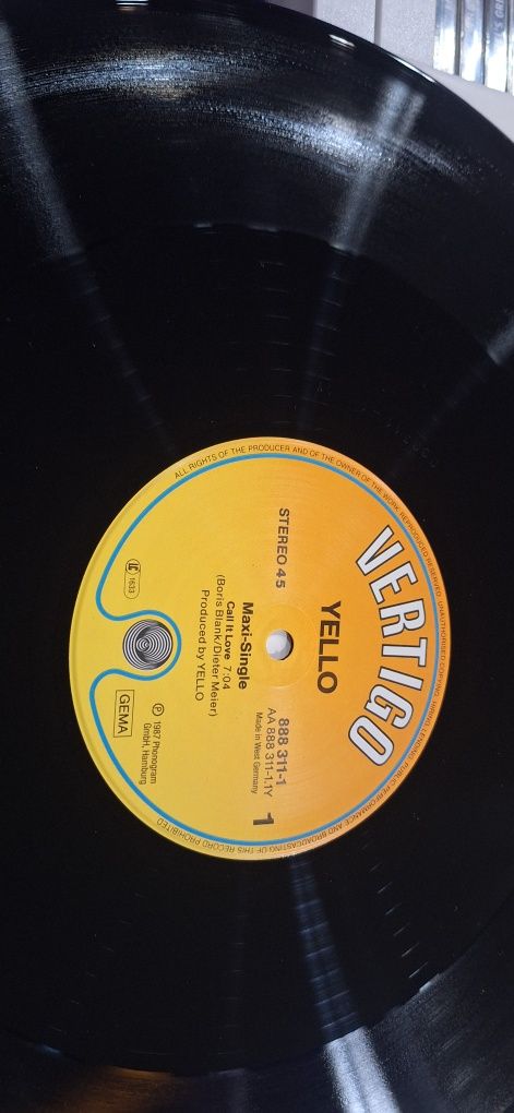 Yello Call It Love. 12 Maxi . Vertigo NM